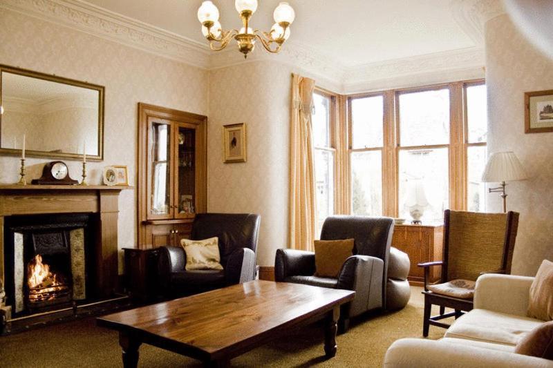 Dunallan Guest House Grantown-on-Spey Екстер'єр фото