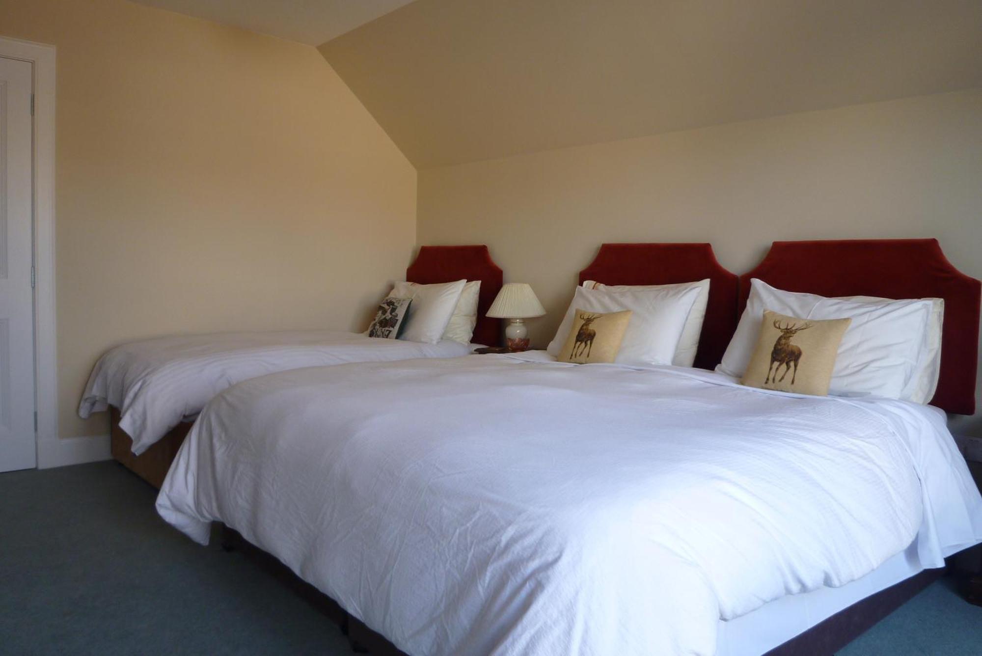 Dunallan Guest House Grantown-on-Spey Екстер'єр фото