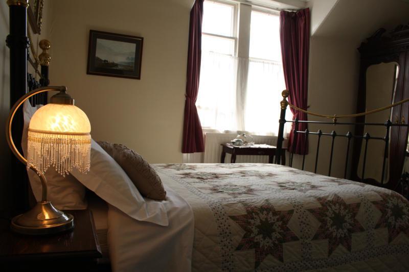 Dunallan Guest House Grantown-on-Spey Екстер'єр фото